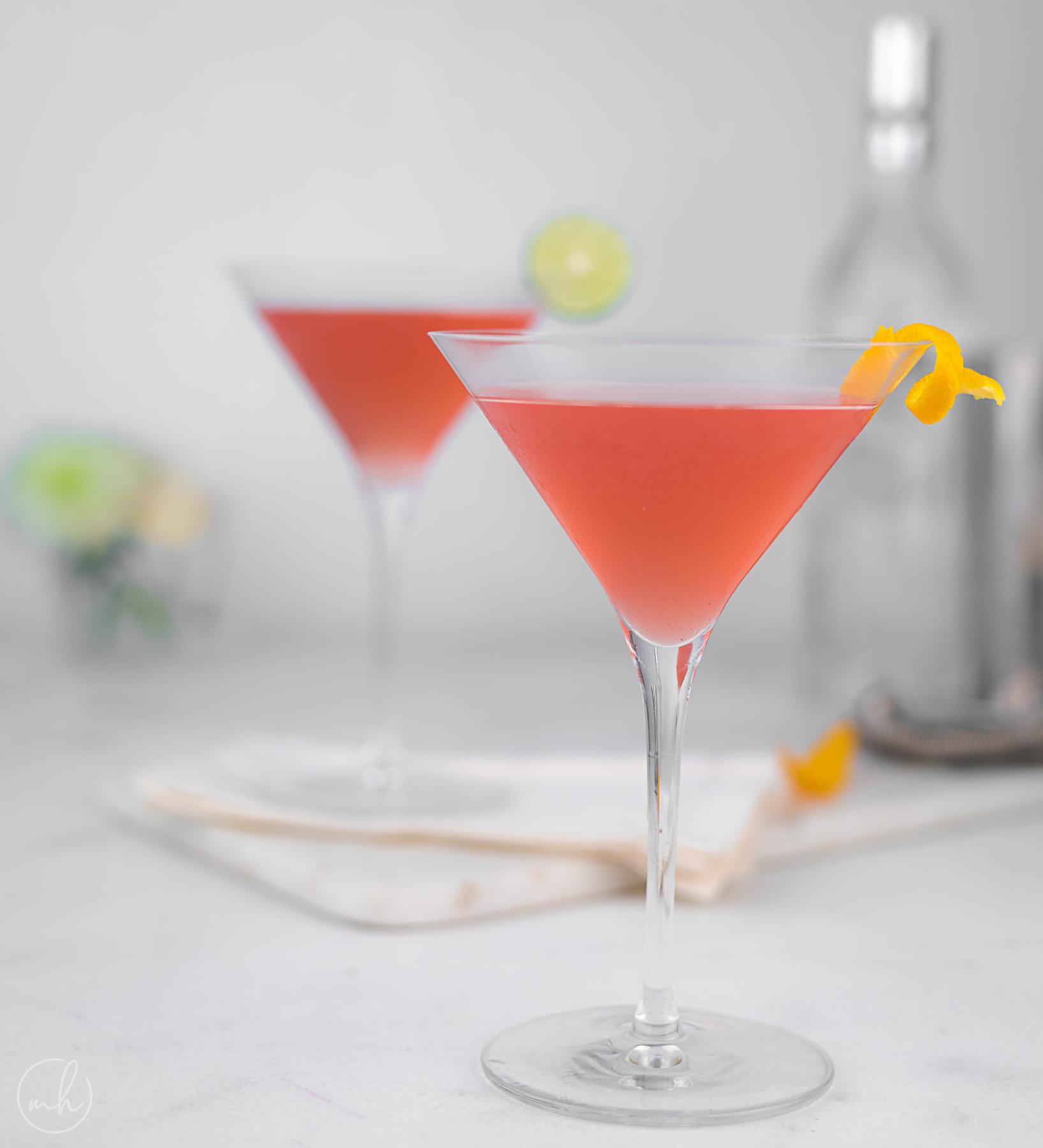 Recipe Classic Cosmopolitan Cocktail Myhoogah